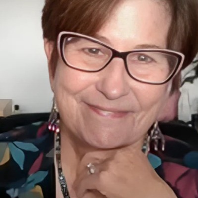 Lizz Naughton